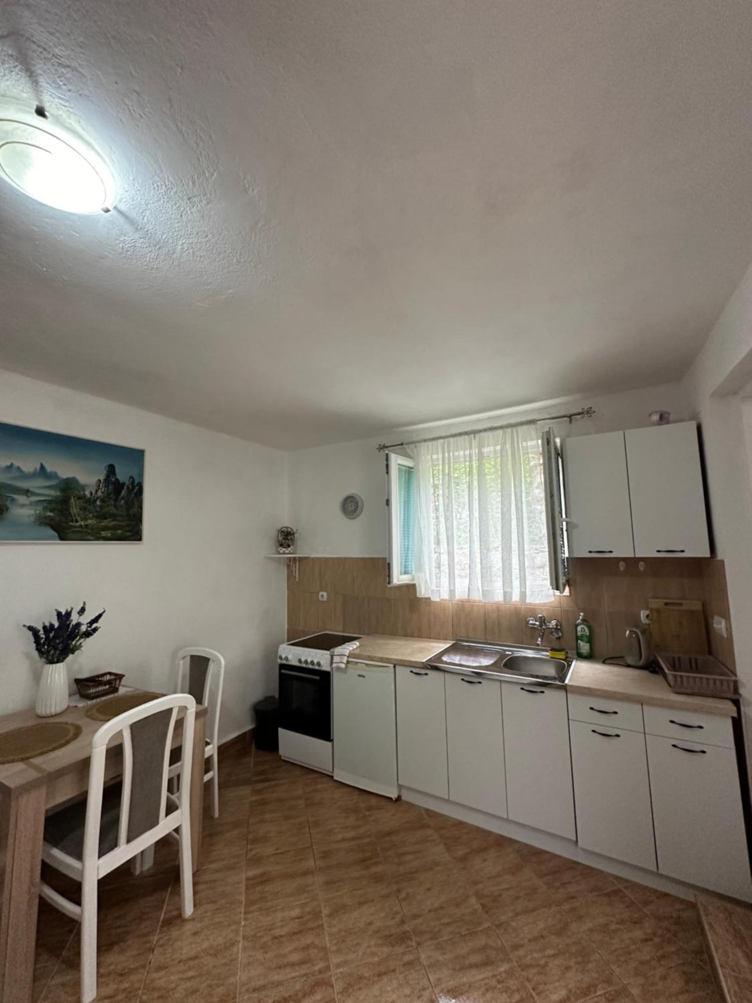 Apartman Nina Risan Exterior photo